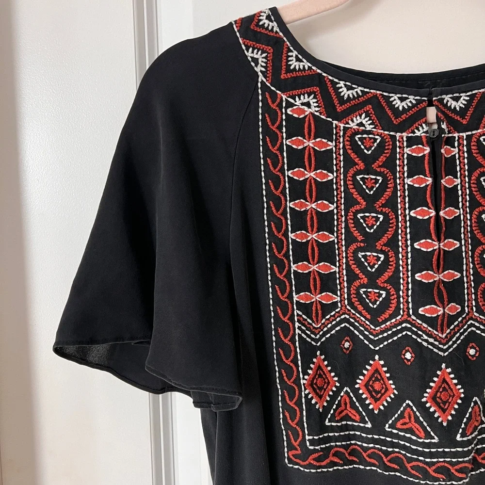 Tory Burch Black Bristol 100% Silk Short‎ Sleeves Embroidered Mini Dress size 4